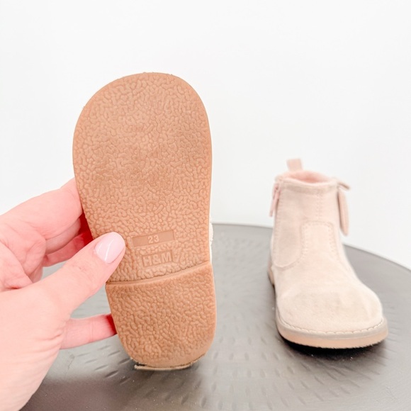 H&M Toddler Pink Booties - Picture 3 of 6